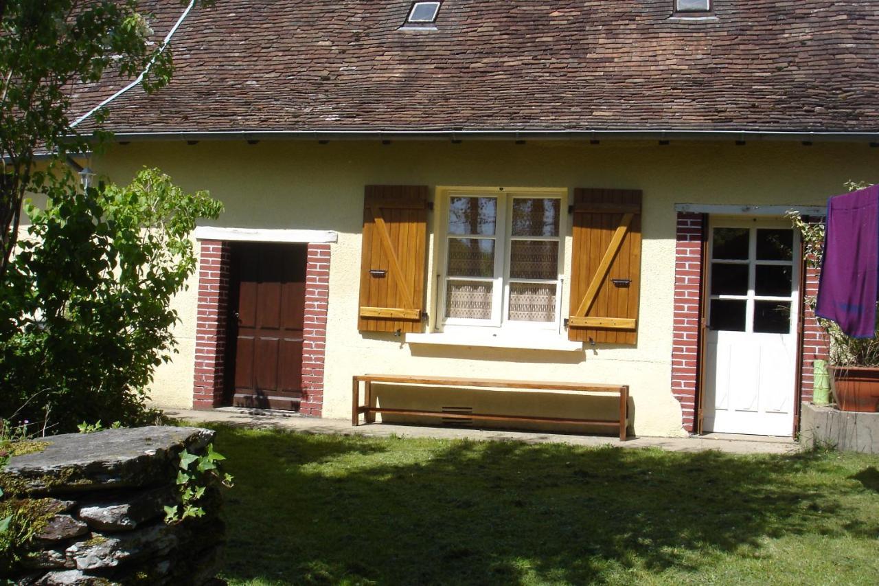 Gite Des Croix Bancaud * Jumilhac-le-Grand